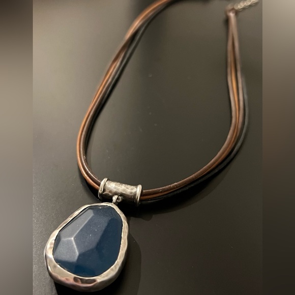 Silpada 925 sterling silver and blue jade necklace. - Picture 5 of 6